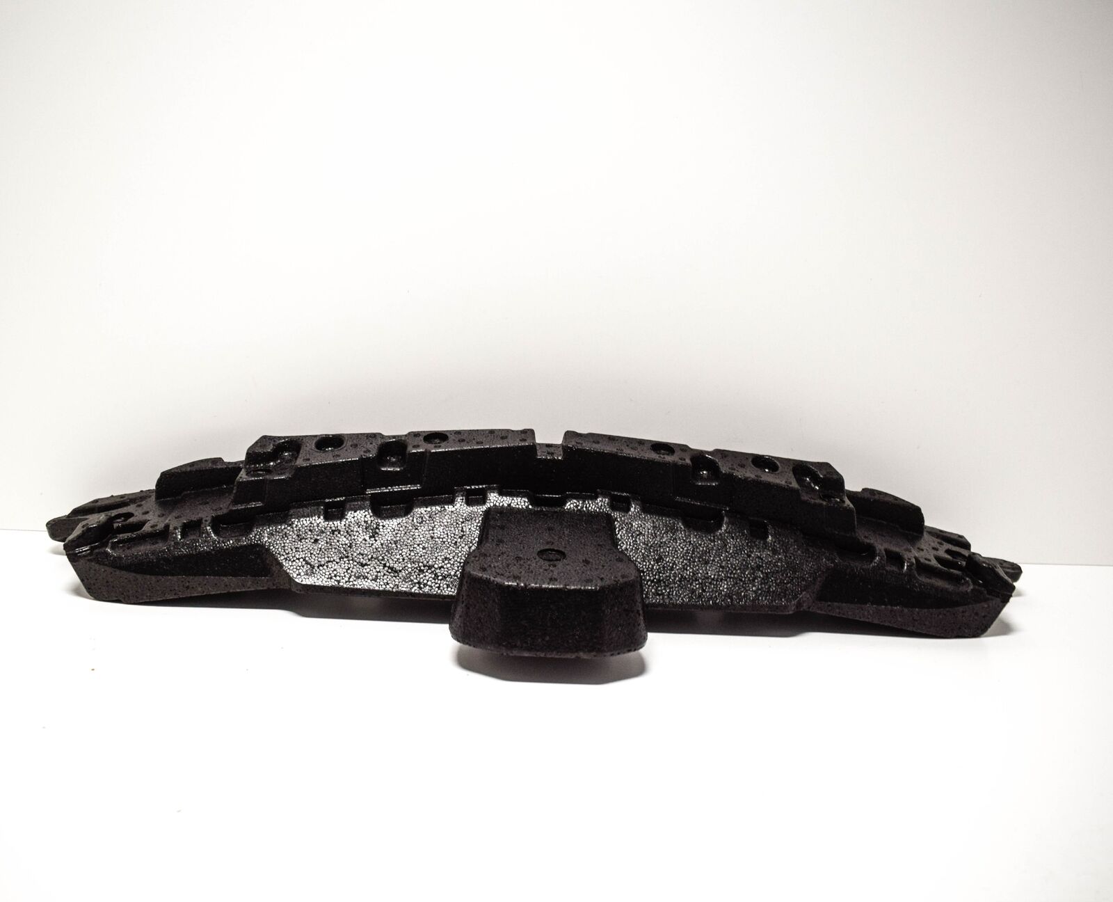 NEW MERCEDES-BENZ C-CLASS W205 FRONT BUMPER REINFORCEMENT FOAM A2058851637 1 NEW MERCEDES-BENZ C-CLASS W205 FRONT BUMPER REINFORCEMENT FOAM A2058851637