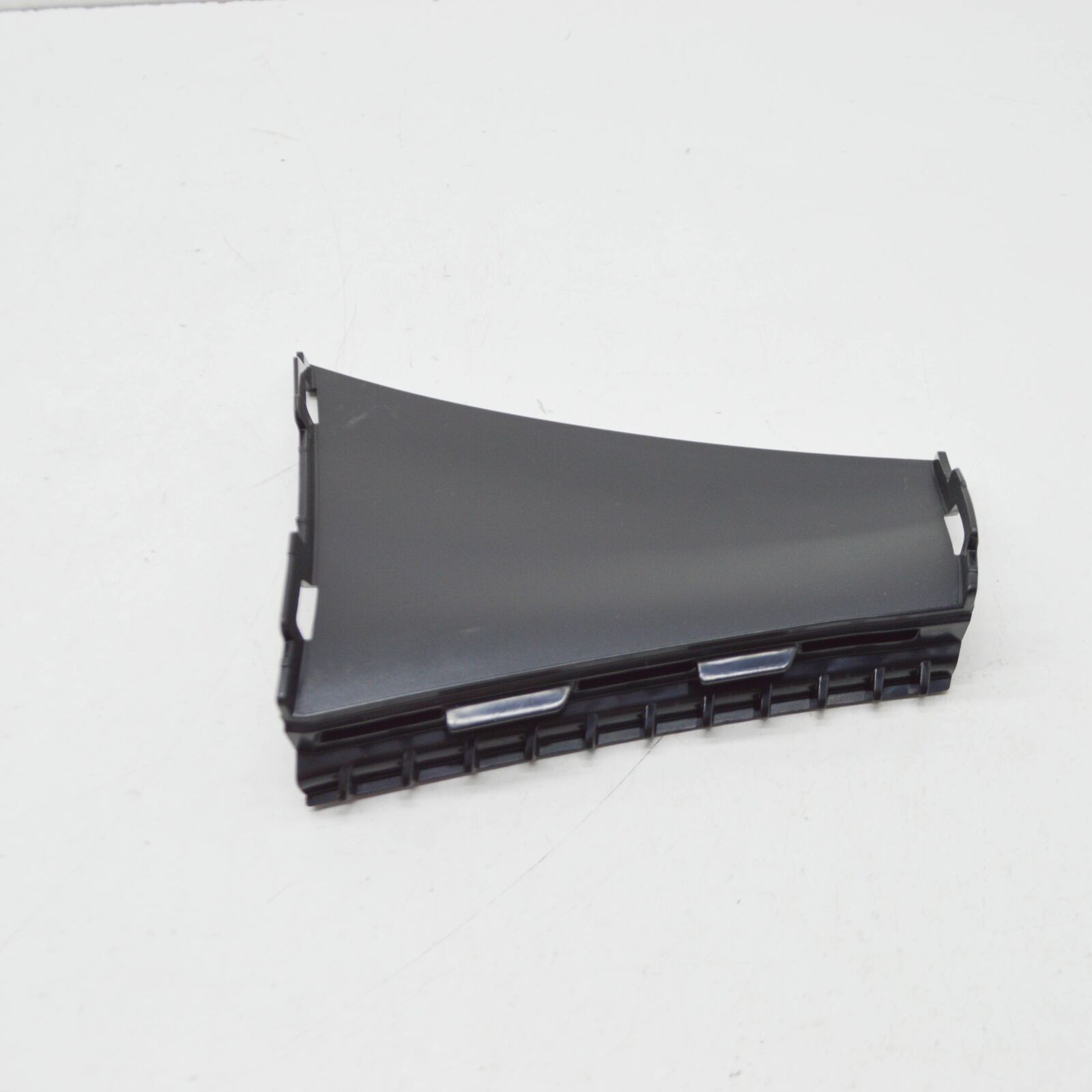 NEW AUDI A6 C8 AVANT FRONT BUMPER RIGHT AIR GUIDE TRIM 4K0121764G ORIGINAL 1 NEW AUDI A6 C8 AVANT FRONT BUMPER RIGHT AIR GUIDE TRIM 4K0121764G ORIGINAL