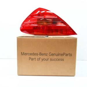 NEW MERCEDES-BENZ SL R230 REAR LEFT TAILLIGHT A2308200164