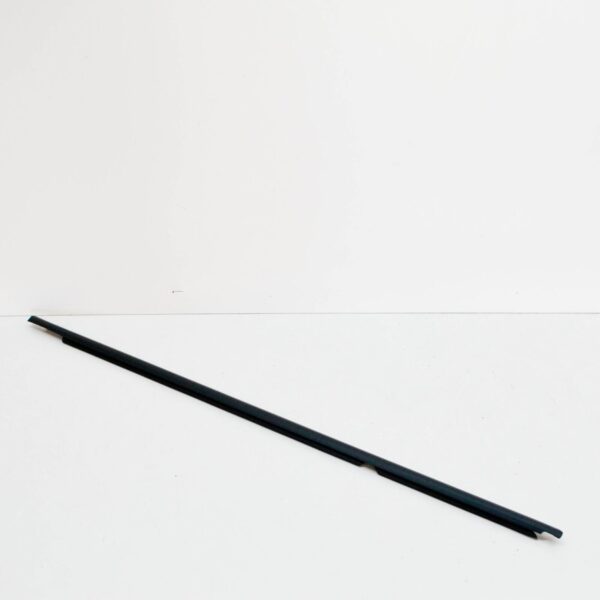 NEW VW GOLF MK7 REAR RIGHT DOOR WINDOW OUTER APERTURE SEAL 5G6839478F5AP