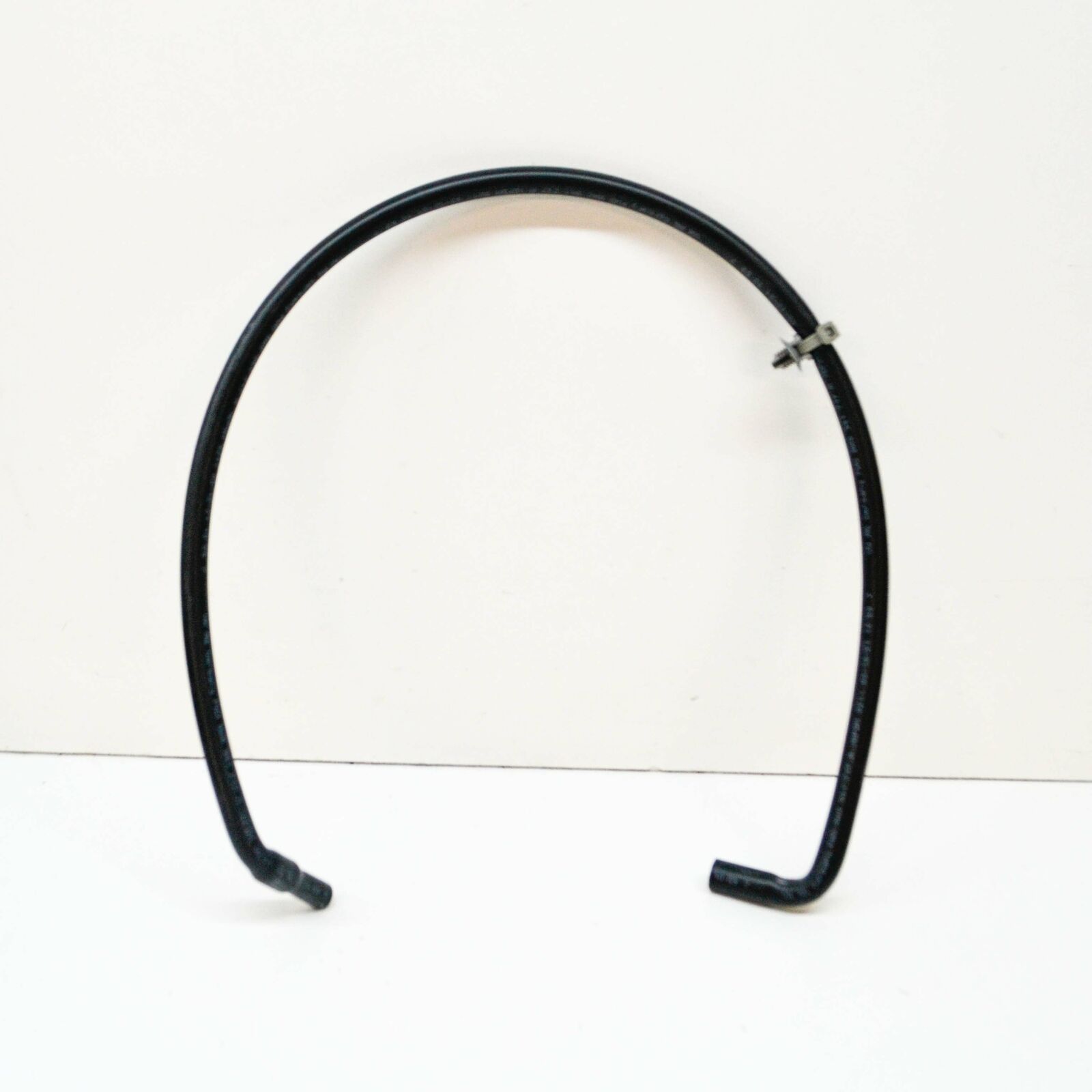 NEW AUDI A4 B9 FRONT LED HEADLIGHT DRAIN VENT HOSE 8W0941717A ORIGINAL 1 NEW AUDI A4 B9 FRONT LED HEADLIGHT DRAIN VENT HOSE 8W0941717A ORIGINAL