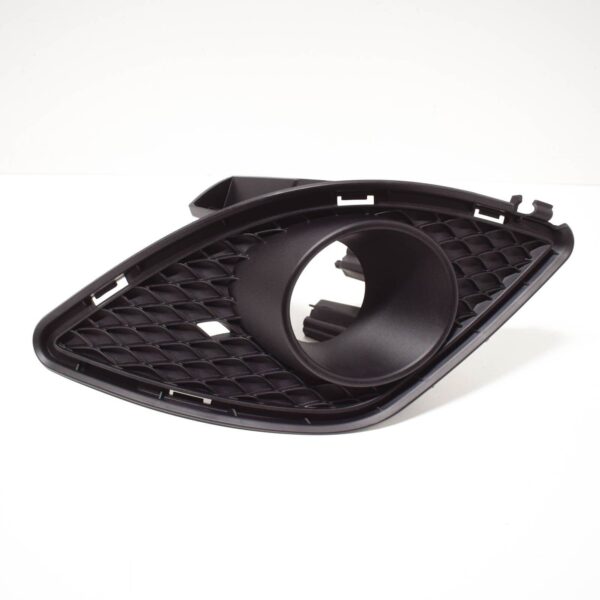NEW MB CLA C117 FRONT BUMPER RIGHT FOG LIGHT GRILLE A1178850222 ORIGINAL