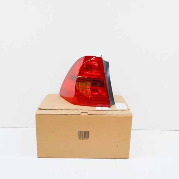 NEW BMW 3 E91 REAR LEFT TAILLIGHT 63217160065 7160065 ORIGINAL