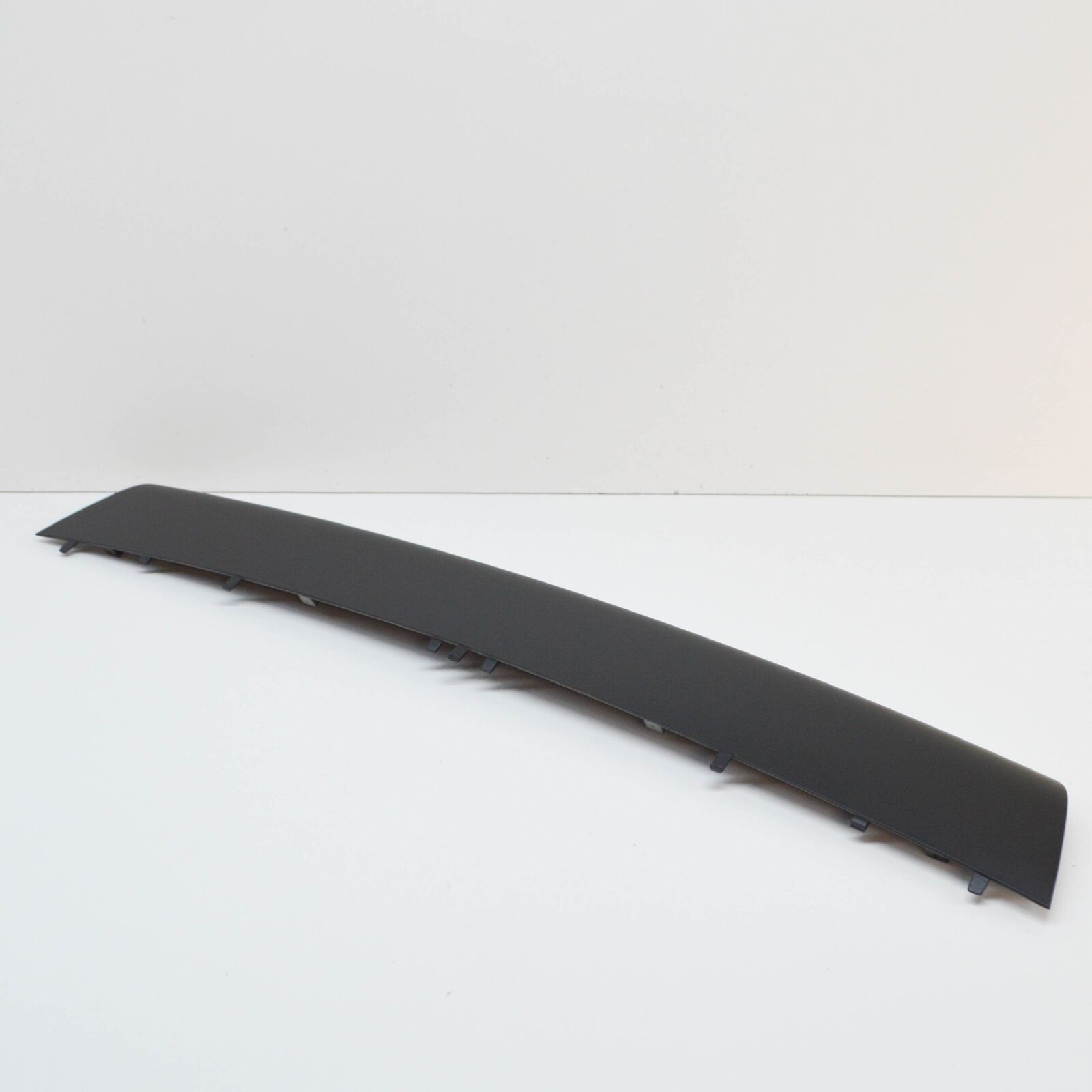 NEW AUDI A5 8T S-LINE FRONT BUMPER DIFFUSER TRIM 8T08077173FZ ORIGINAL 1 NEW AUDI A5 8T S-LINE FRONT BUMPER DIFFUSER TRIM 8T08077173FZ ORIGINAL