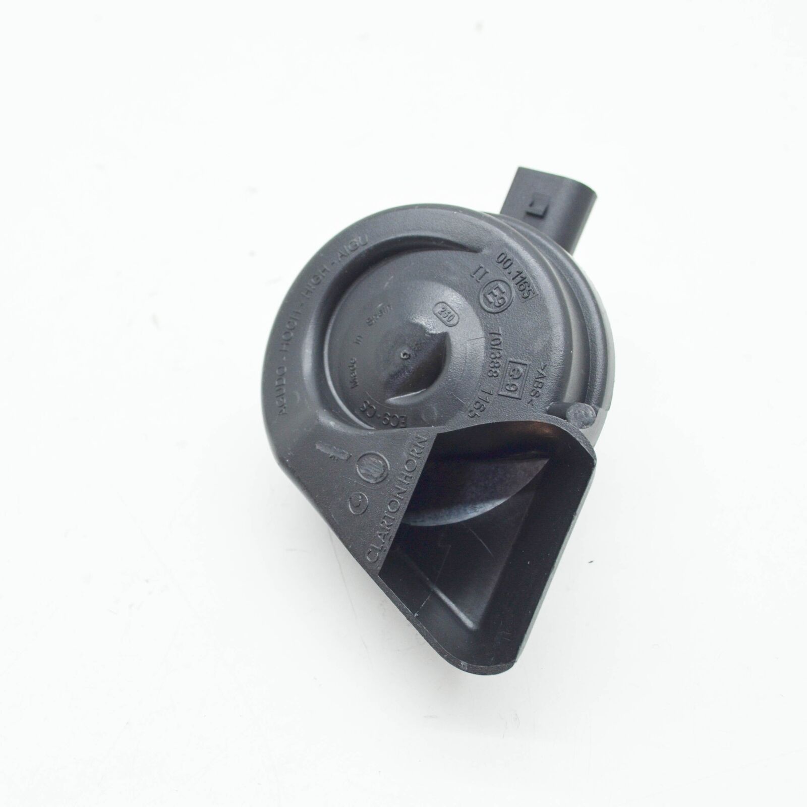 NEW AUDI A4 B8 LEFT SIDE FANFARE 8T0951223 1 NEW AUDI A4 B8 LEFT SIDE FANFARE 8T0951223