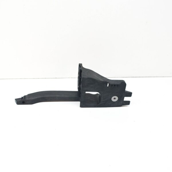 NEW AUDI E-TRON FRONT RIGHT RADIATOR SUPPORT BRACKET 4KE807136 ORIGINAL