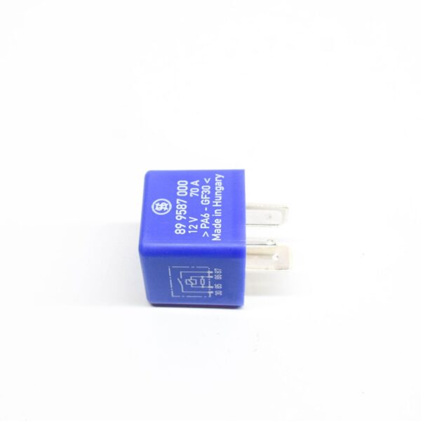 NEW AUDI A2 8Z GLOW PLUG CONTACT CLOSE RELAY 8A0951253