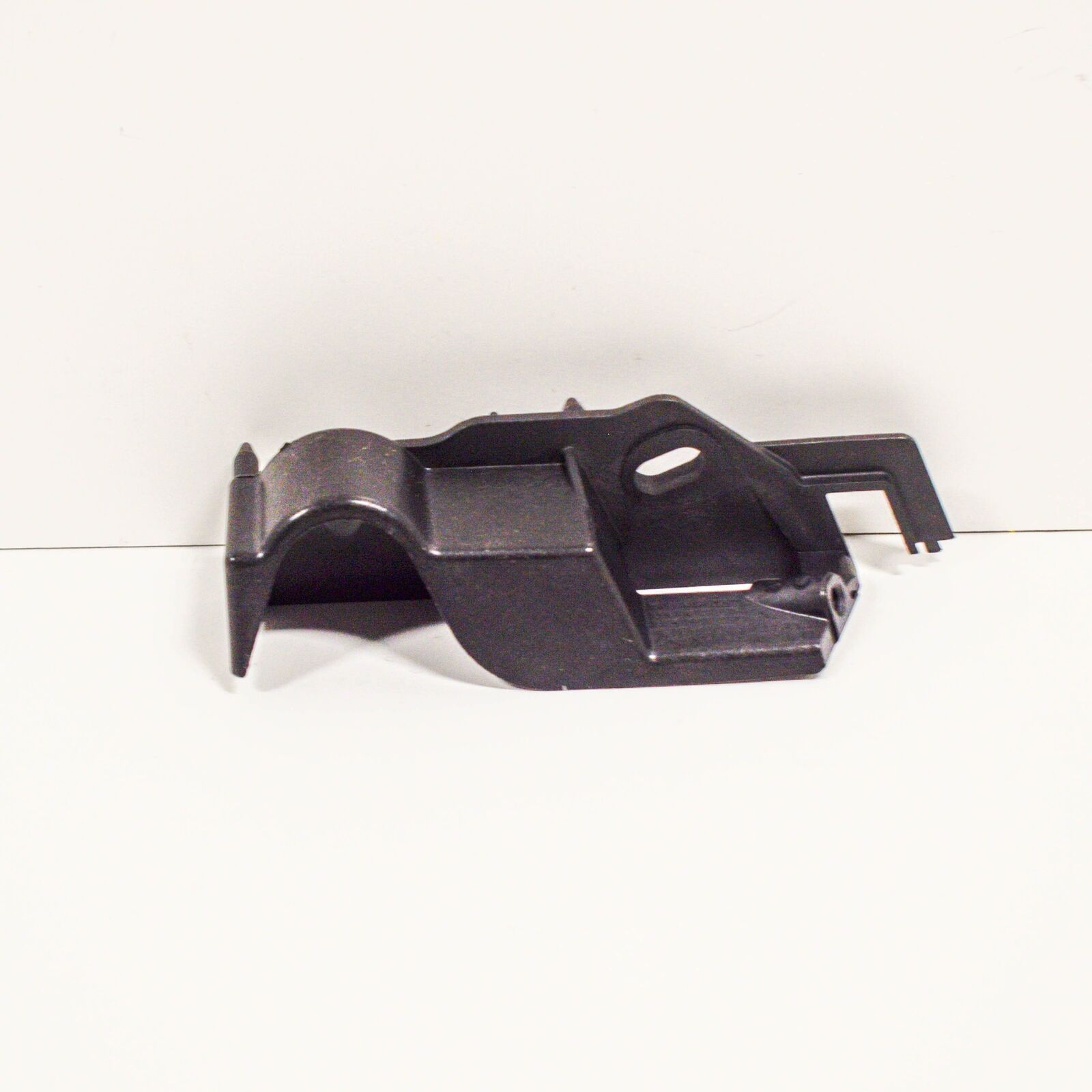 NEW AUDI A4 B8 FRONT BUMPER RIGHT SIDE GUIDE 8K0807284H ORIGINAL 1 NEW AUDI A4 B8 FRONT BUMPER RIGHT SIDE GUIDE 8K0807284H ORIGINAL