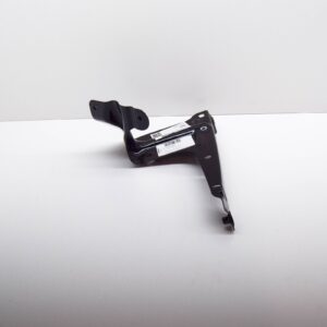 NEW SEAT ATECA KH7 FRONT RIGHT FENDER HOLDER 575821168B ORIGINAL