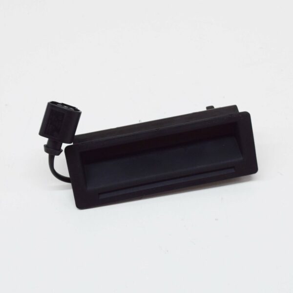 NEW VOLKSWAGEN BORA 1J REAR TRUNK HATCH HANDLE 1J0827566L