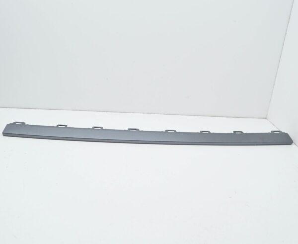 NEW AUDI A1 SPORTBACK GBA REAR BUMPER CENTER MOLDING 82A8076441RR