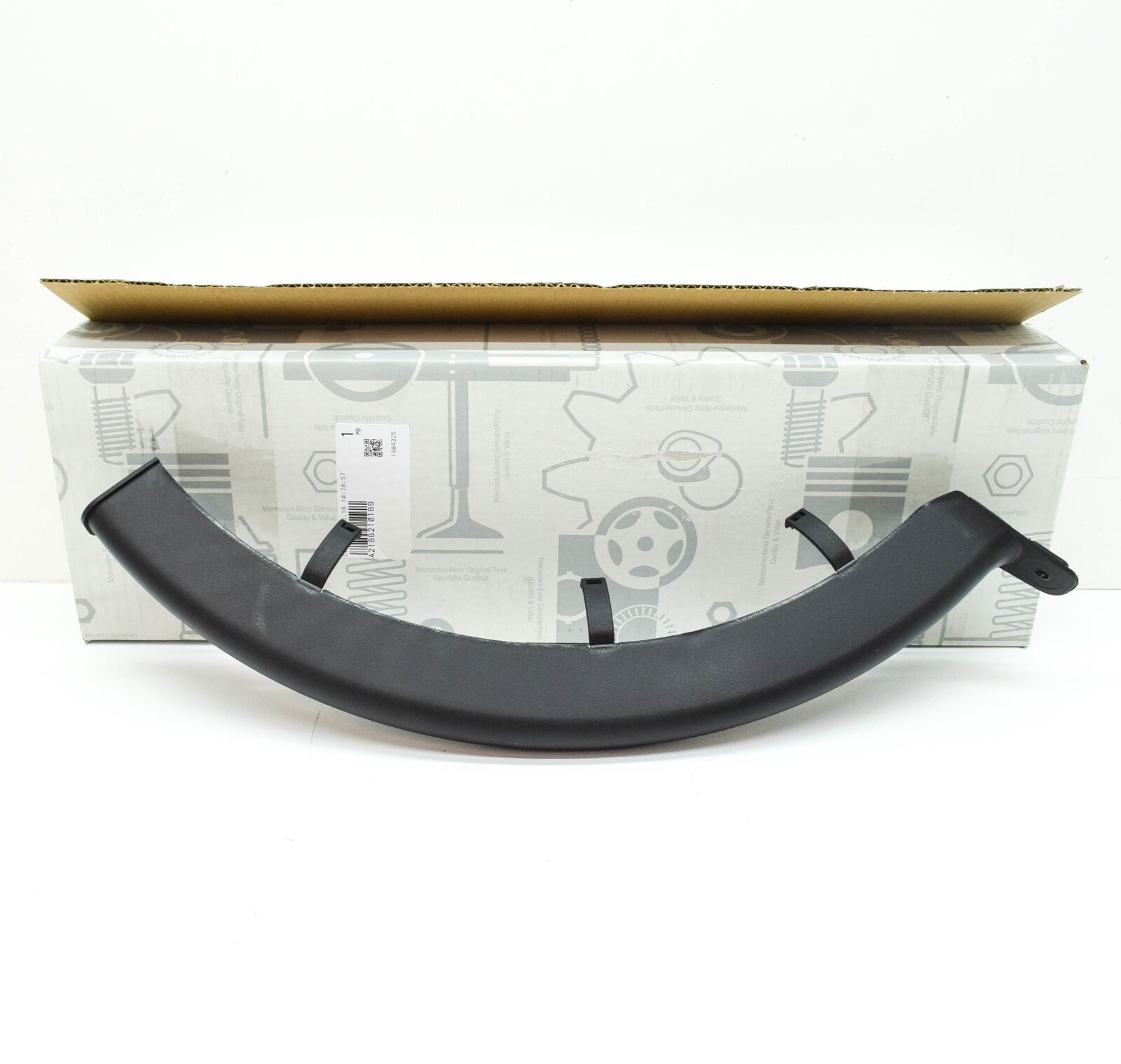 NEW MERCEDES-BENZ CLS C218 REAR TRUNK LID HINGE TRIM A2188210189 ORIGINAL 1 NEW MERCEDES-BENZ CLS C218 REAR TRUNK LID HINGE TRIM A2188210189 ORIGINAL