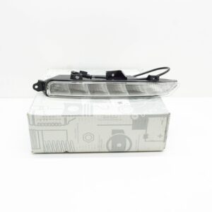 NEW MERCEDES-BENZ SLK R172 FRONT RIGHT DAYTIME RUNNING LIGHT A2128205059