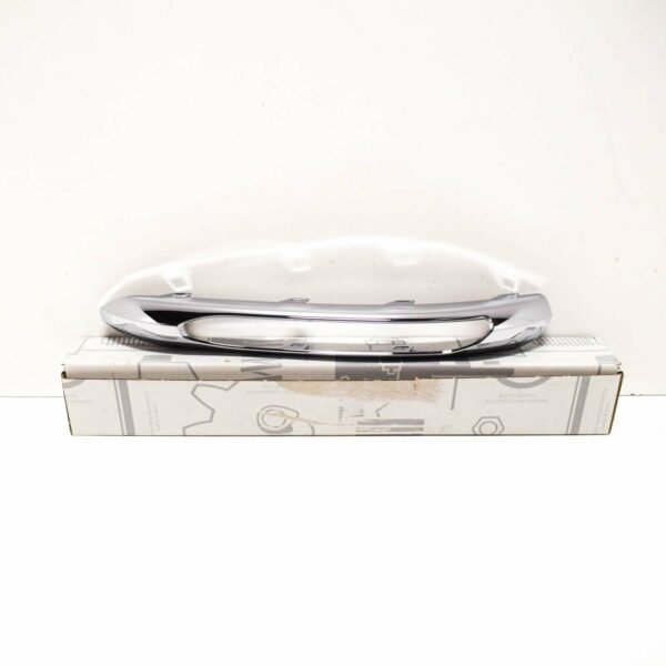 NEW MB SLK R172 FRONT BUMPER RIGHT GRILLE TRIM MOLDING A1728850174