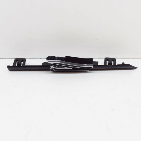 NEW VW GOLF MK8 FRONT RADIATOR GRILLE 'R-LINE' INSCRIPTION 5H0853679PFOD