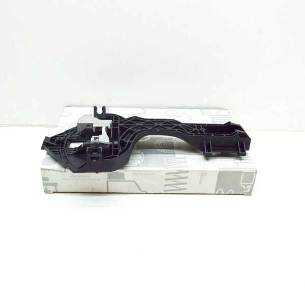 NEW MB SPRINTER W906 FRONT LEFT DOOR HANDLE BEARING BRACKET A9067600934 ORIGINAL