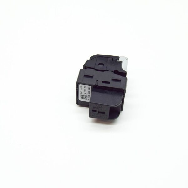 NEW AUDI A4 8W2,B9 TAILGATE LID OPEN SWITCH 4M0959831A5PR ORIGINAL
