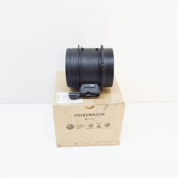 NEW VOLKSWAGEN PASSAT B8 AIR MASS METER 03N906461 ORIGINAL