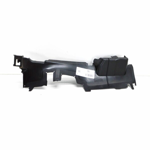 NEW VOLKSWAGEN PASSAT B8 LEFT RADIATOR AIR GUIDE 3G0121284A ORIGINAL