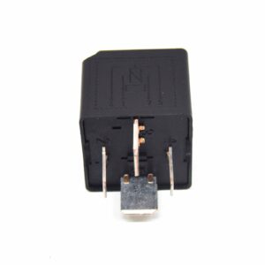 NEW BMW 3 E90 FUSE RELAY 61366901469 6901469 3.0 PETROL