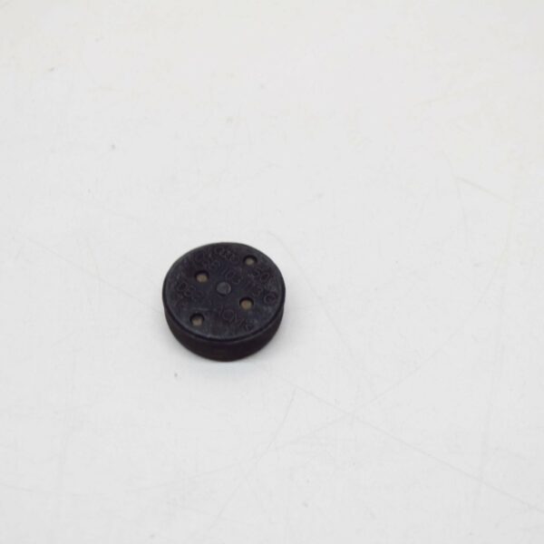 NEW AUDI A1 MK1 CAMSHAFT END CAP 06B103113C ORIGINAL