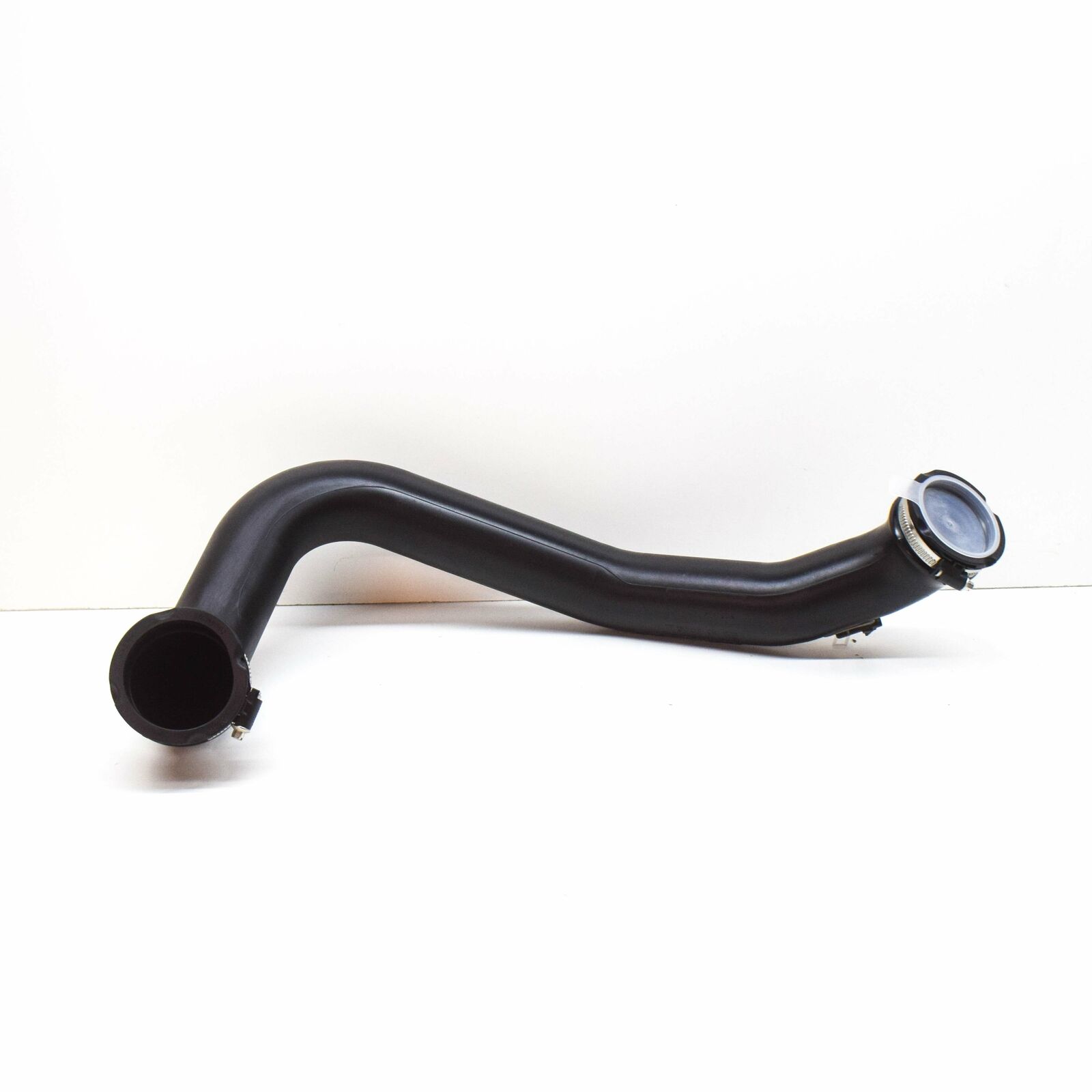 NEW AUDI A4 B9 LEFT TURBOCCHARGER INTERCOOLER HOSE PIPE 8W0145673AQ 1 NEW AUDI A4 B9 LEFT TURBOCCHARGER INTERCOOLER HOSE PIPE 8W0145673AQ