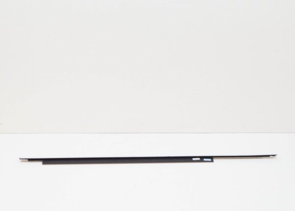 NEW AUDI Q5 8R FRONT RIGHT WINDOW SLOT SEAL WITH TRIM 8R0853284HT94 ORIGINAL