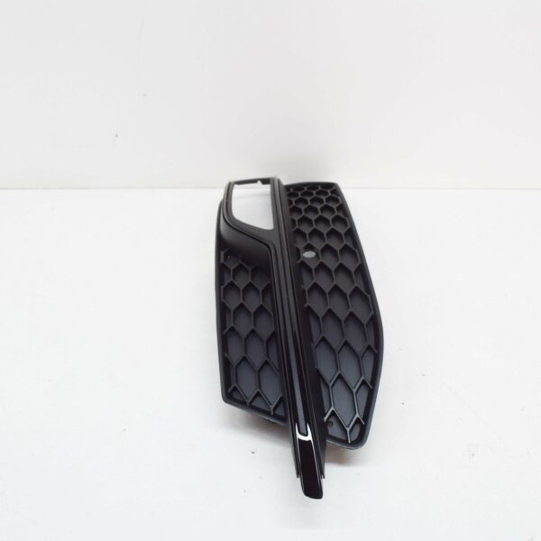NEW AUDI A3 8PA FRONT BUMPER LEFT SIDE GRILLE 8V3807681G 9B9 2013