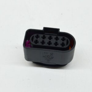 NEW AUDI A1 MK1 HALOGEN HEADLIGHT FLAT CONTACT HOUSING 10 PIN 6R0973735 ORIGINAL