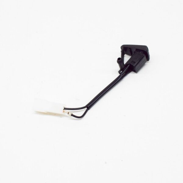 NEW MERCEDES-BENZ C W202 WINDSHIELD WASHER NOZZLE RIGHT A2028601047