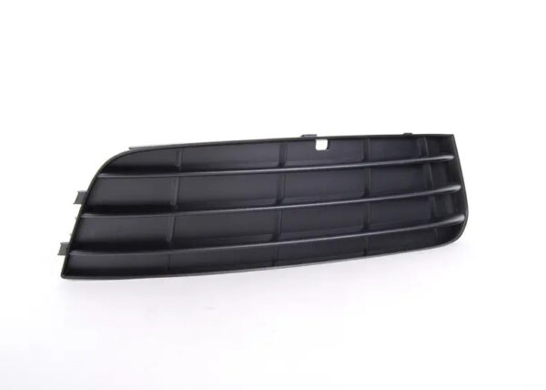 NEW AUDI A4 AVANT B8 FRONT RIGHT LOWER GRILLE 8K080768201C