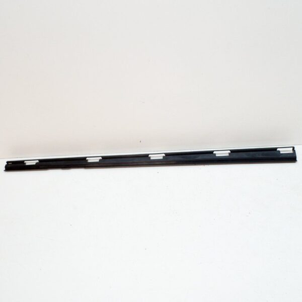 NEW MERCEDES-BENZ GLE W167 FRONT RIGHT SIDE SKIRT BRACKET A1676988101 ORIGINAL