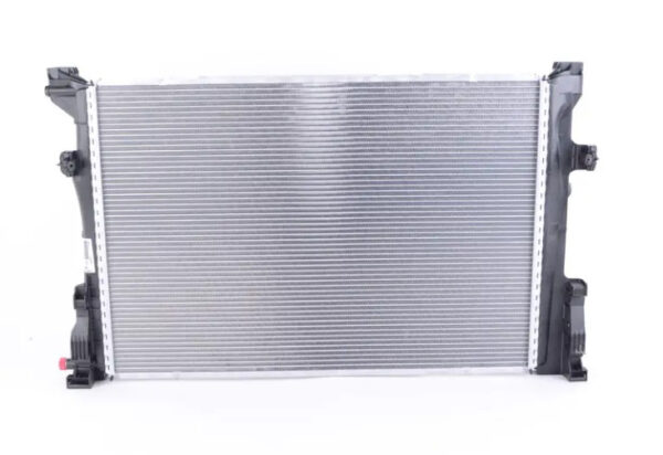 NEW MERCEDES BENZ GLA X156 ENGINE WATER COOLING RADIATOR A2465001403 ORIGINAL