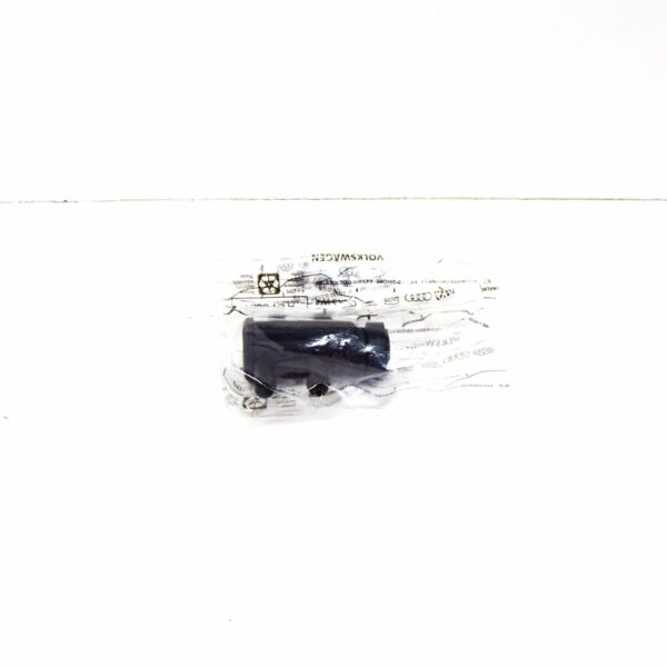 NEW AUDI Q7 4L FUEL PUMP VALVE 8T0127247C 2015