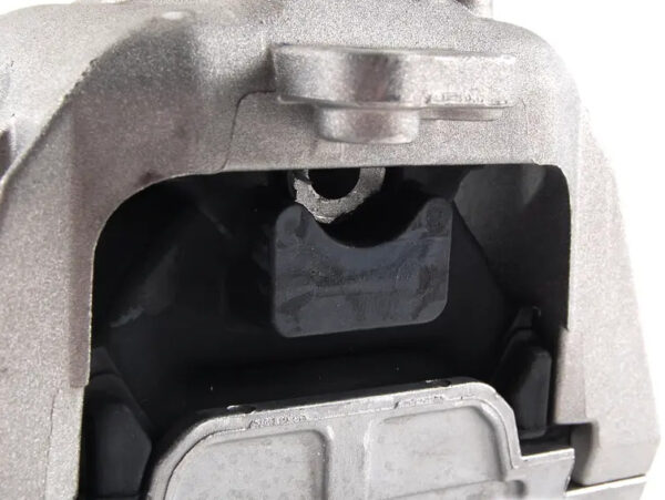 NEW VOLKSWAGEN GOLF 1K MK5 RIGHT ENGINE MOUNT BRACKET 1J0199262BF