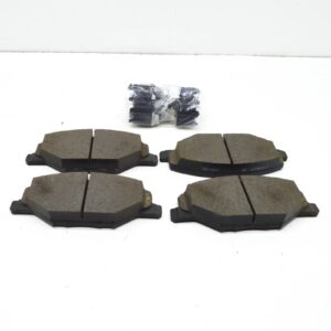 NEW VOLKSWAGEN POLO 6R FRONT BRAKE PADS SET 6RU698151B ORIGINAL