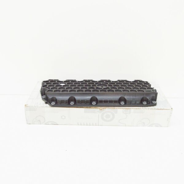 NEW MERCEDES-BENZ E-CLASS W213 OIL PAN A6420101828 ORIGINAL
