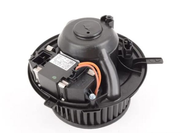 NEW VOLKSWAGEN BEETLE A5 HEATER BLOWER FAN MOTOR 561820015E ORIGINAL