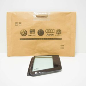 NEW AUDI R8 42 REAR LEFT SIDE WINDOW QUARTER GLASS 420845299NVB ORIGINAL