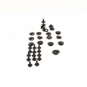 NEW AUDI Q5 8R WHEEL HOUSING LINER ATTACHMENT KIT 8R0098629