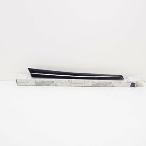 NEW MERCEDES-BENZ E C207 FRONT LEFT DOOR MOULDING A20772023222A04 ORIGINAL