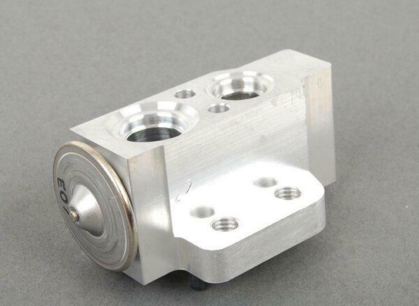 NEW AUDI A3 8P AIR CONDITIONER EXPASION VALVE 1K0820679