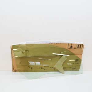 NEW AUDI R8 42 FRONT RIGHT SIDE DOOR GLASS 420845202A ORIGINAL