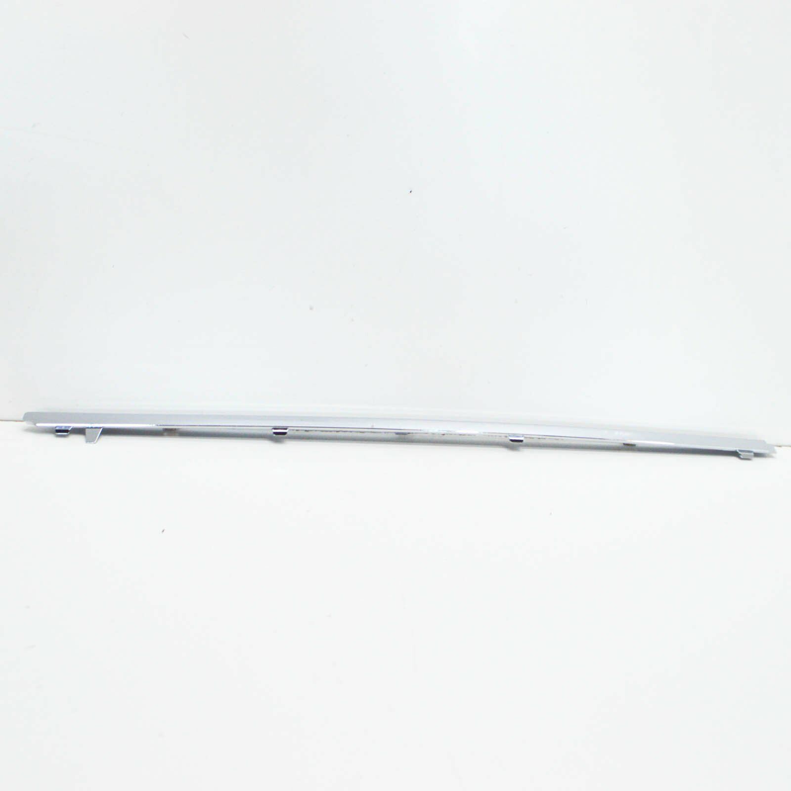 NEW MERCEDES-BENZ C-CLASS W205 REAR LEFT DOOR MOLDING A2056906302 1 NEW MERCEDES-BENZ C-CLASS W205 REAR LEFT DOOR MOLDING A2056906302