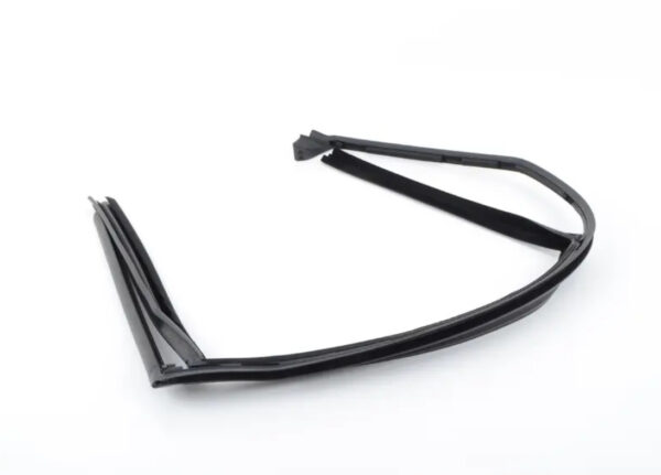 NEW BMW 7 E65 REAR RIGHT DOOR WINDOW GUIDE 8223808 51358223808 ORIGINAL
