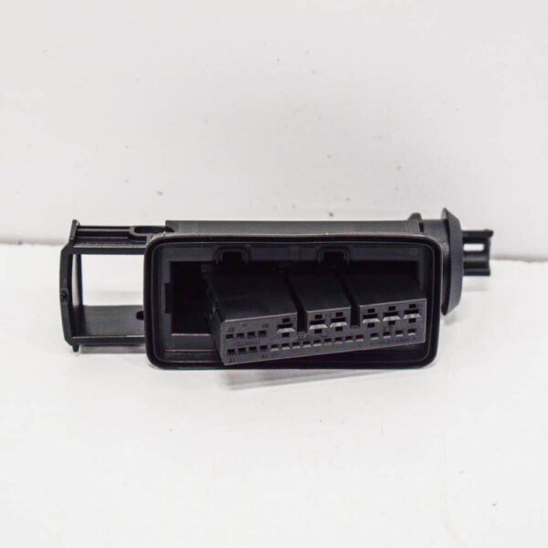 NEW AUDI A4 B8 FLAT CONNECTOR W/ LOCKING MECHANISM 8K0972702 ORIGINAL