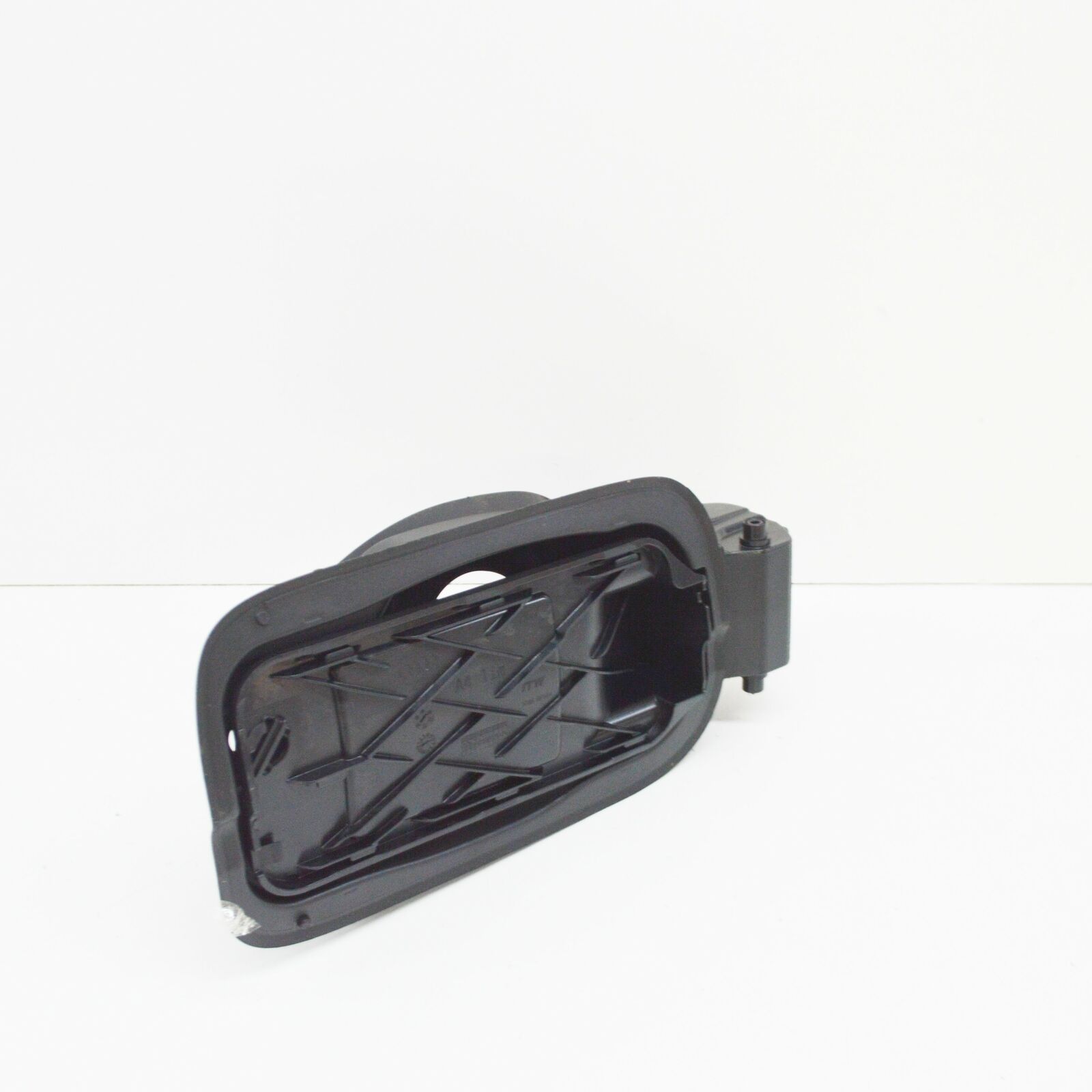NEW AUDI A4 B9 FUEL TANK FLAP 8W0809906A 1 NEW AUDI A4 B9 FUEL TANK FLAP 8W0809906A