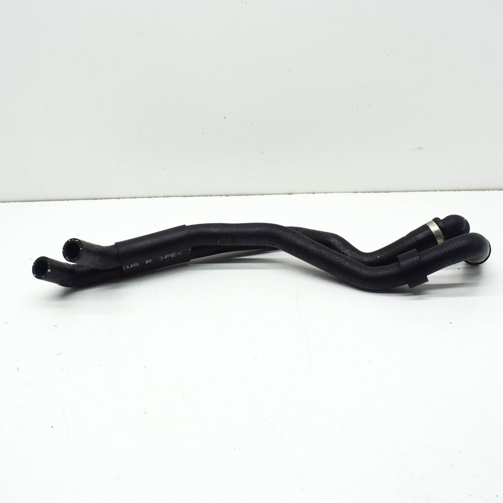 NEW AUDI A4 B9 AVANT ENGINE COOLANT HOSE PIPE 8W0819350N 1 NEW AUDI A4 B9 AVANT ENGINE COOLANT HOSE PIPE 8W0819350N
