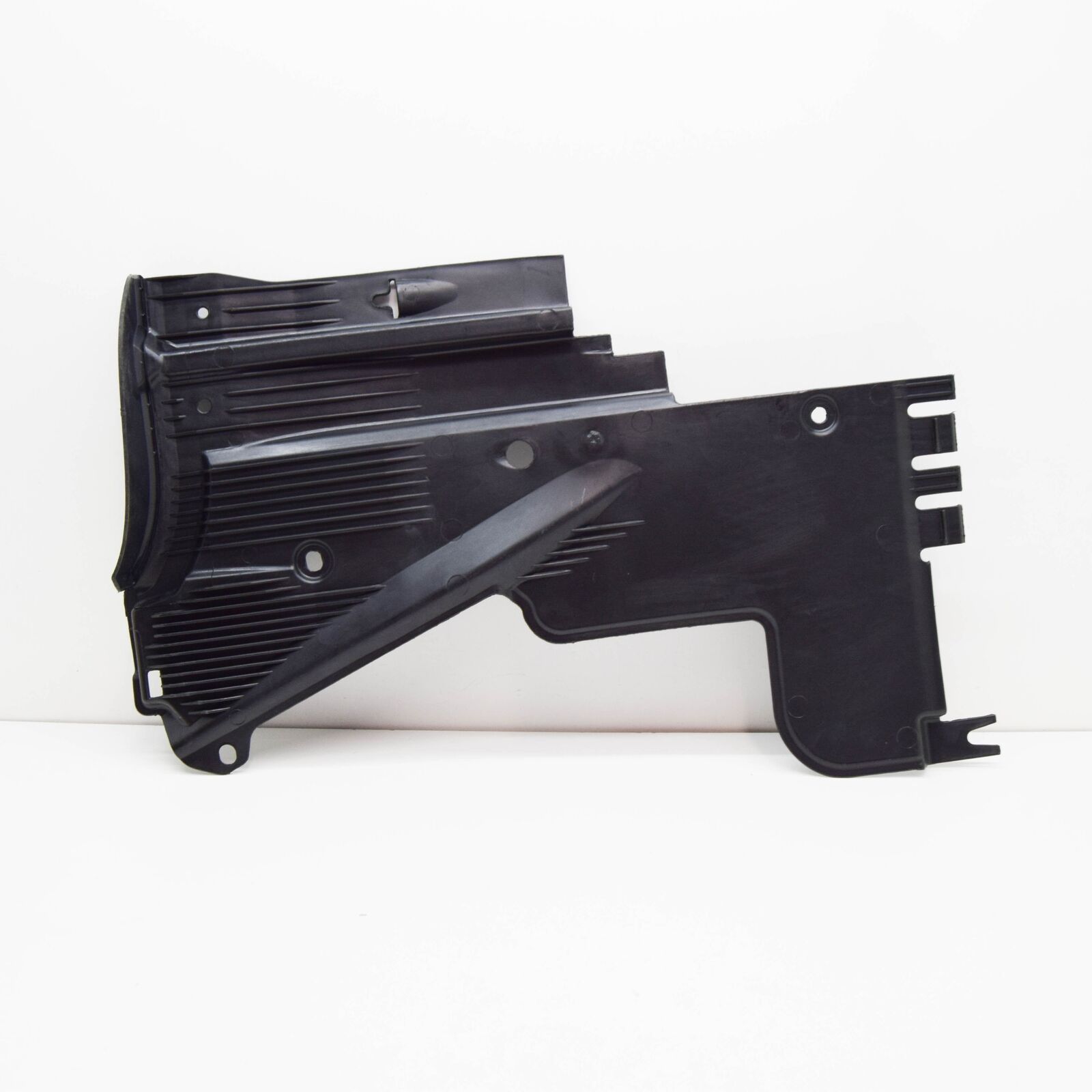 NEW AUDI A5 8T CABRIO REAR RIGHT UNDERBODY COVER 8T8825216B ORIGINAL 1 NEW AUDI A5 8T CABRIO REAR RIGHT UNDERBODY COVER 8T8825216B ORIGINAL