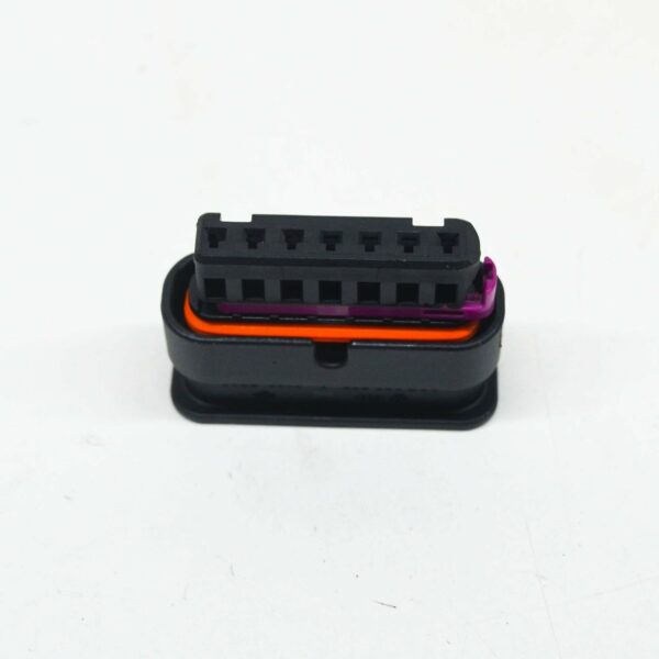 NEW VOLKSWAGEN T-ROC A11 7 PIN FLAT CONNECTOR HOUSING 5QF973707A ORIGINAL